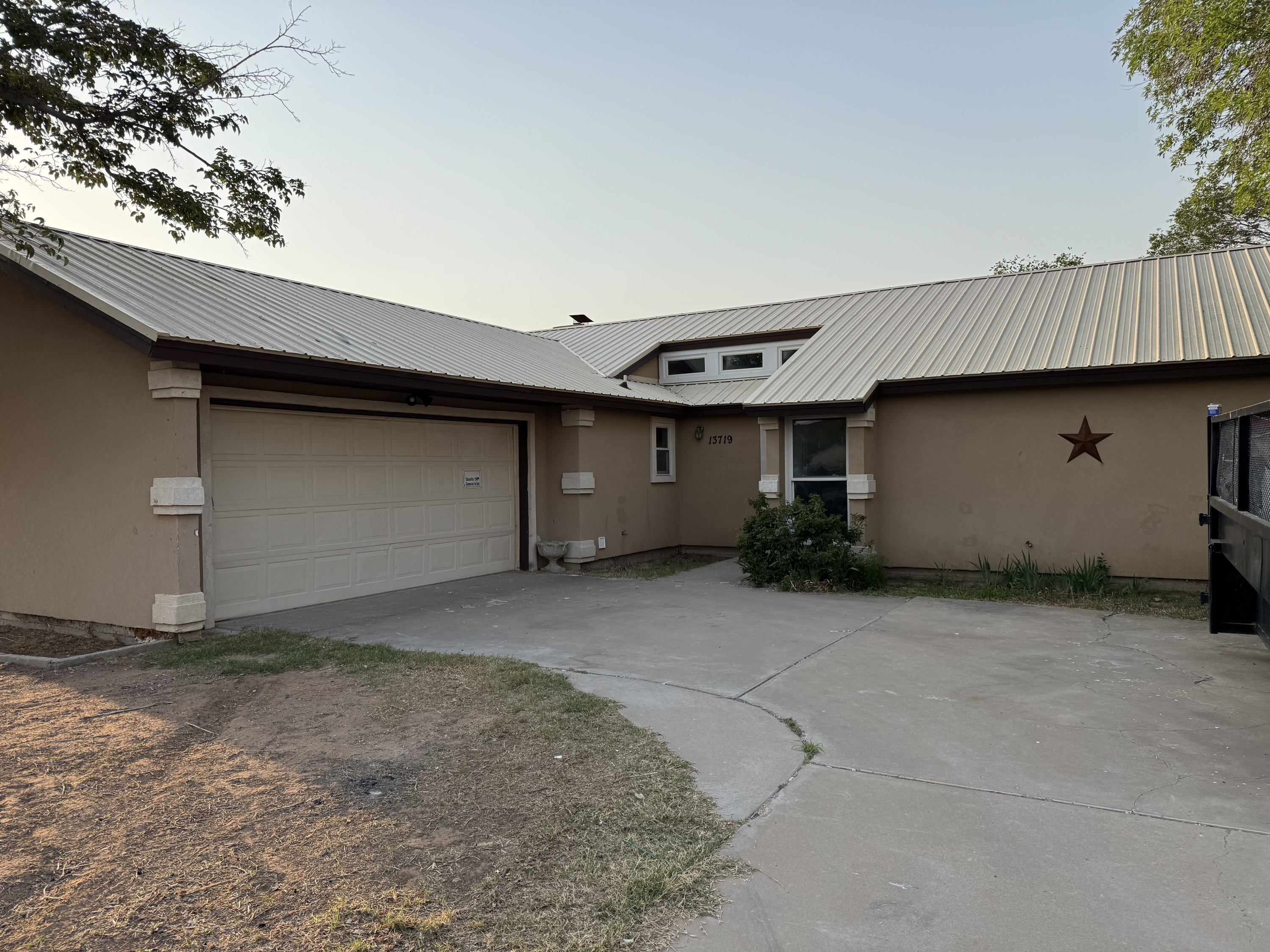 13719 West County Road 122